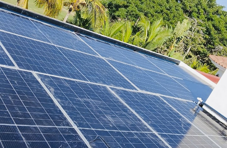 IEPCE_Solar_0008_4d27f86c-df5d-42bf-a746-86122cddf8d3